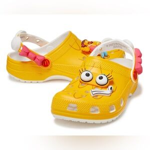 NEW CROCS Yellow Birdie Loafers Men’s sz7 🥰